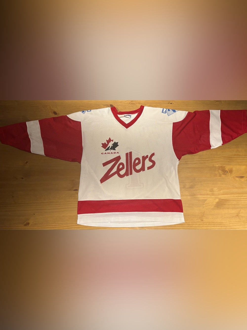 Vintage Kobe branded Zellers mesh hockey sweater size large